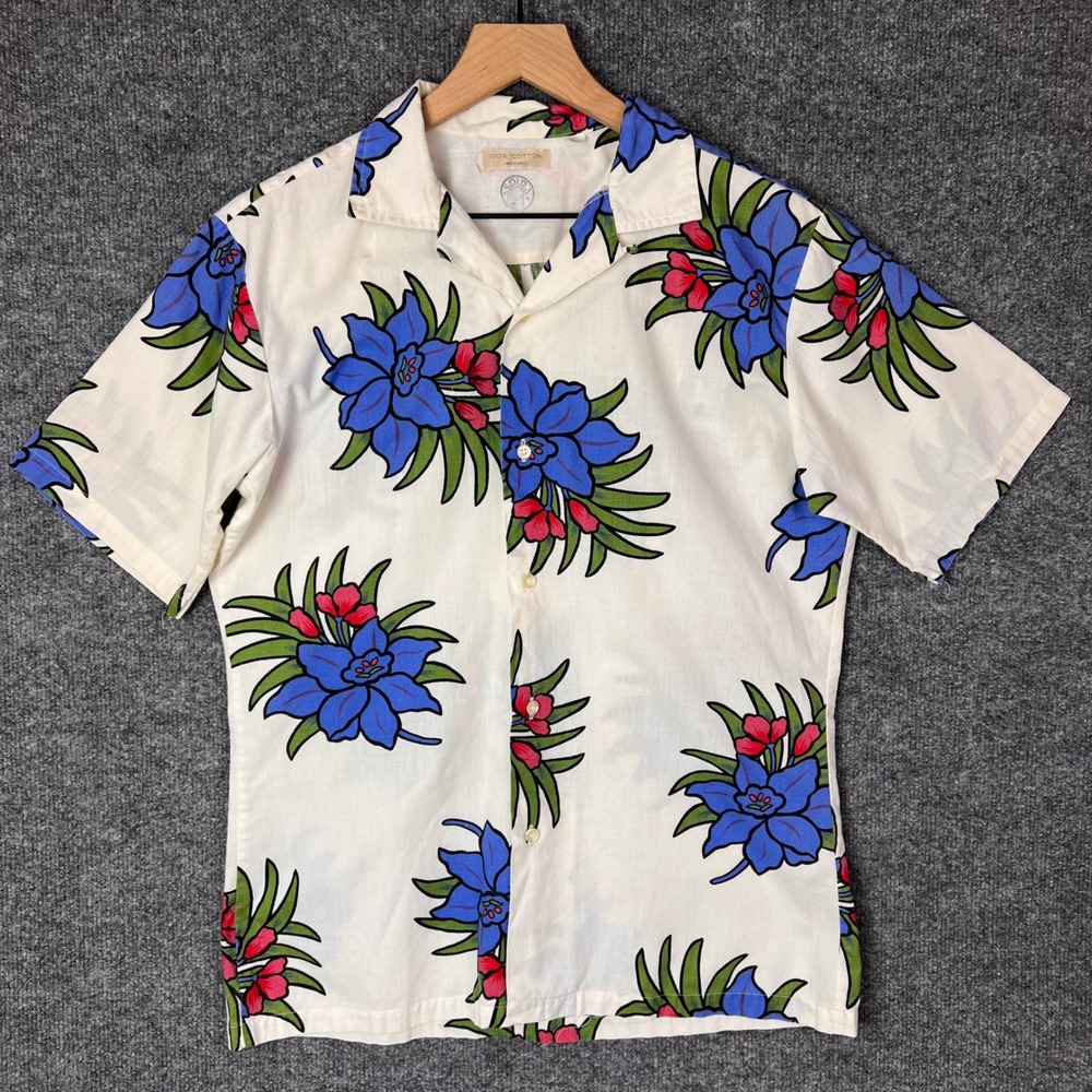VINTAGE RARE Hawaiian Shirt Medium Floral Good Short Sleeve Cotton Button Up